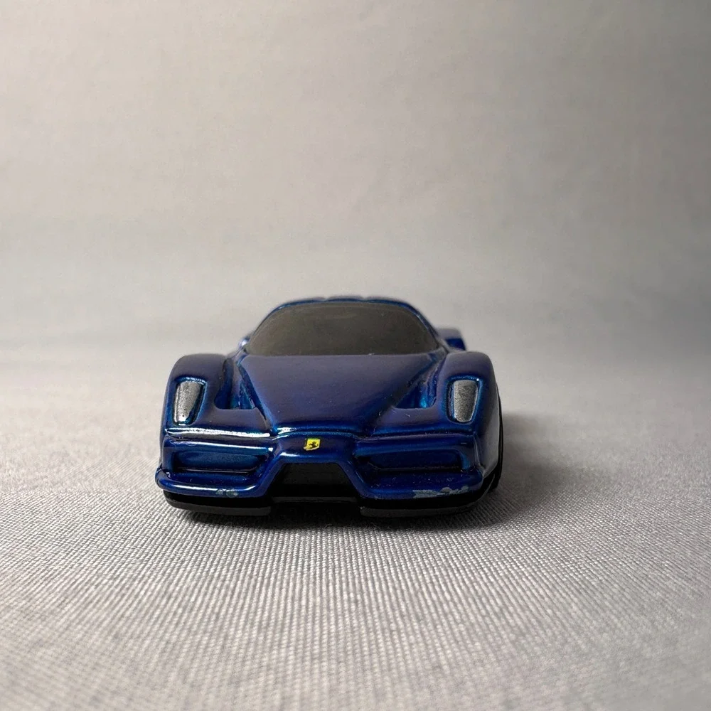 Hot Wheels Enzo Ferrari Blue 2002 Mattel Diecast Toy Car 1:64 Scale
